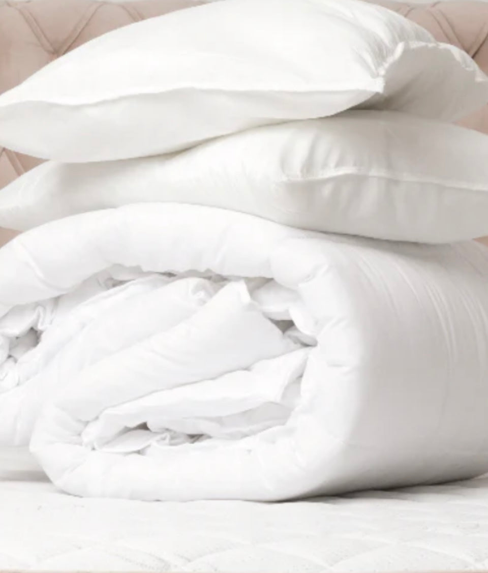 Organic Down Feather Twin Comforter and 2 Standard Size Pillows