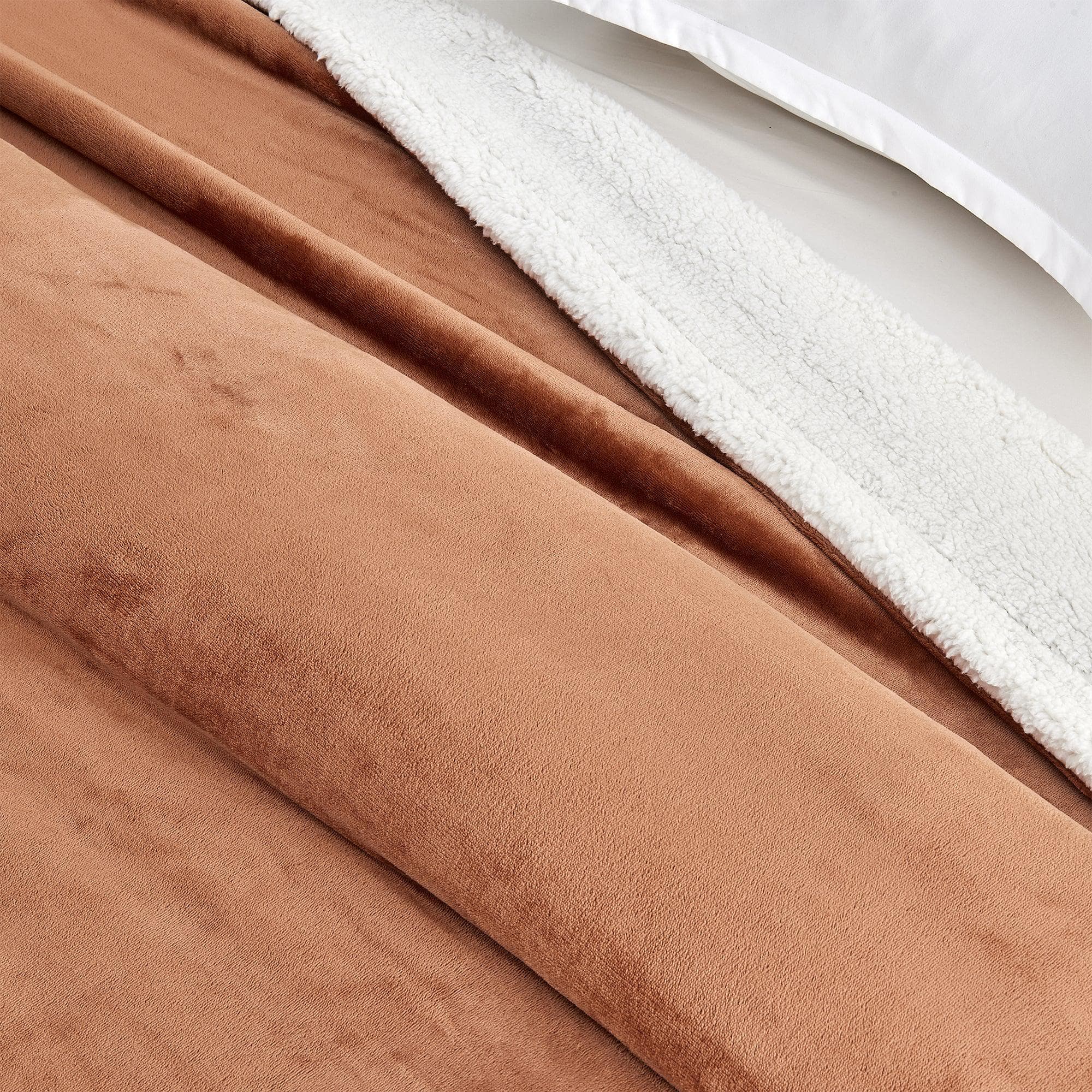 Velvet Plush Sherpa Blanket